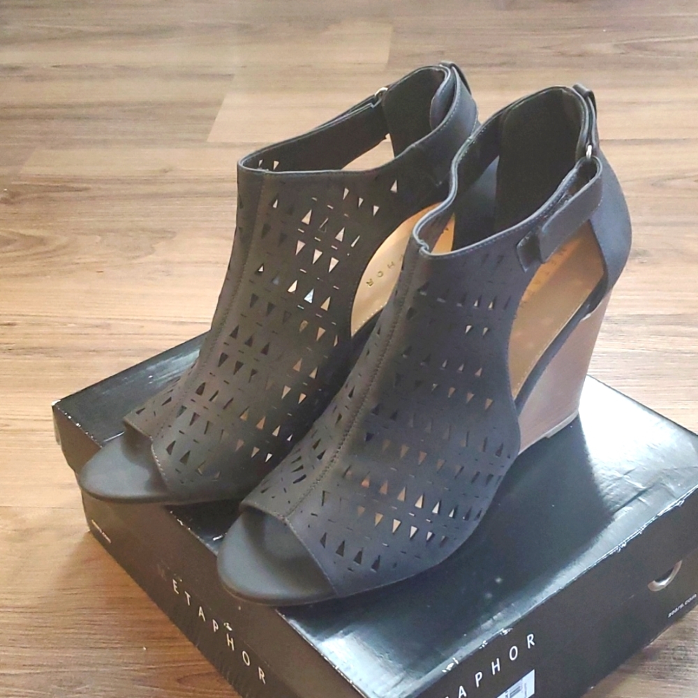 Metaphor Charlotte Wedge Sandals